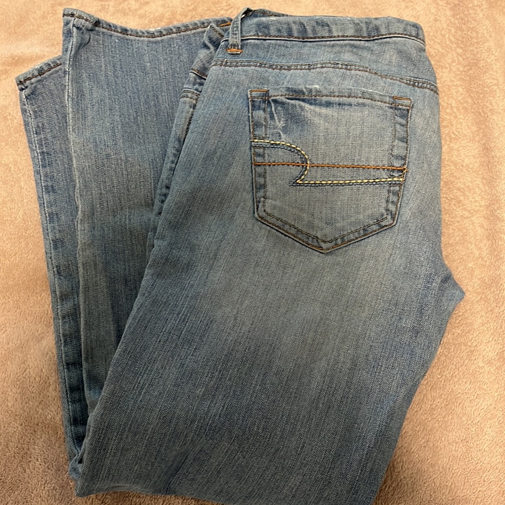 Clothes - Picture 4 of 4